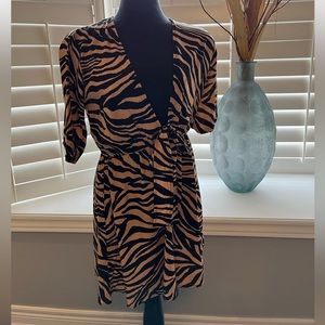 Brand new Zebra Stripe Cover Up from Shein- SM Zebra Stripe Knot Front Cover Up
